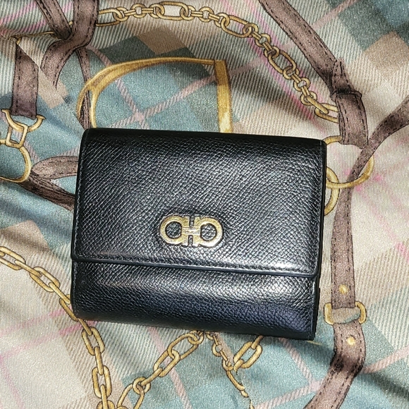 🔥 Ferragamo Wallet Unisex - Picture 1 of 8
